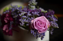 Flores para funeral, flores para difuntos, flores funerarias, flores para el Tanatorio de Leganés, Flores para Leganés, Flores para Leganés, Flores Cementerio Leganés, ramos para funerales, ramos para iglesia Leganés